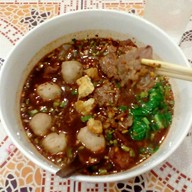 เมนูของร้าน ก๋วยเตี๋ยวเรือฟ้ามุ่ย