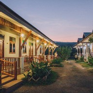 เฮือนฮักฮอดเดอะรีสอร์ท