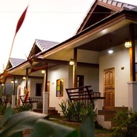 เฮือนฮักฮอดเดอะรีสอร์ท