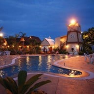 Boom Boom Resort Hotel