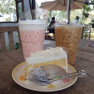 กาแฟริมราง