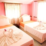 ภูบาร์รีสอร์ทแอนด์โลตัสไดฟ์