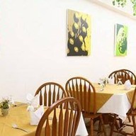 ออกัสเรสซิเด้นซ์