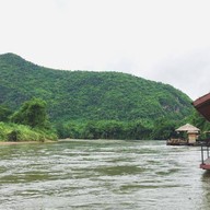 โก๋เมืองกาญจน์พาราไดซ์วิวรีสอร์ท