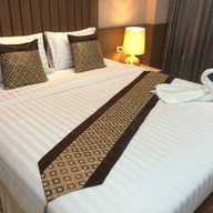 โรงแรมเดอะเซ็นทริส