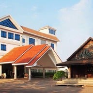 โรงแรมหนองหารเอลลิแกนท์