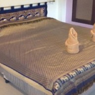 บ้านไทยแสงเทียน