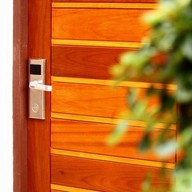 แอทเมืองพลอยรีสอร์ท