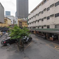 นานาโฮเต็ล