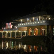 ทัชคาโน่รีสอร์ท