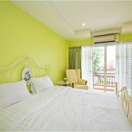 ตระการตาเพลส