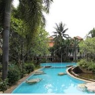 ชลพฤกษ์รีสอร์ต