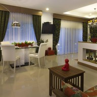 ลีลาวดีพูลวิลล่า