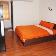 เกาะสีชังรีสอร์ท