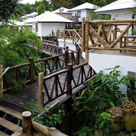 เสม็ดคลิฟรีสอร์ท