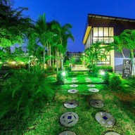 โรงแรมคริสตัลบ็อกซ์