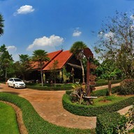 ชวนธนปัญญารีสอร์ท