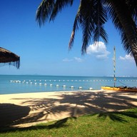 ซีวิลเลจบีชฟรอนต์