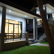 ซันมูนสตาร์รีสอร์ท