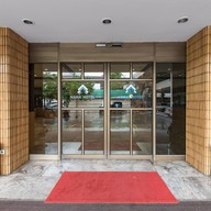 นานาโฮเต็ล