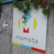 Momots Board Game Cafe