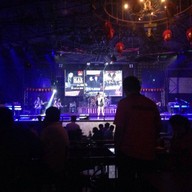 บรรยากาศ ตะวันแดงสาดแสงเดือน (มหาซน)