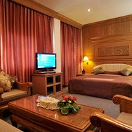 โรงแรมแม่ยมพาเลส