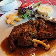 เมนูของร้าน East West Steak รัชดารามอินทรา