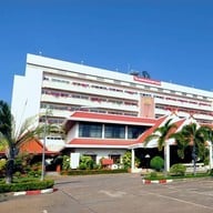 โรงแรมแม่ยมพาเลส