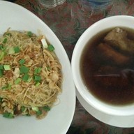 เมนูของร้าน หมี่สะปำคุณยายเจียร