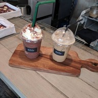 Shebakes, Organic Home Cafe & Studio