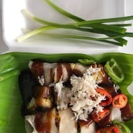 เมนูของร้าน นก ปอเปี๊ยะสดปู รวมโชคมอลล์