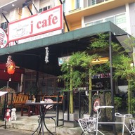 J Cafe บางเนียง