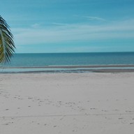 กุยบุรี โฮเต็ล แอนด์ รีสอร์ท