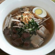 เมนูของร้าน โกยุ่ง ก๋วยจั๊บญวน