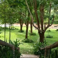 บ้านวิวน้ำ แค้มปิ้ง แอนด์ รีสอร์ท
