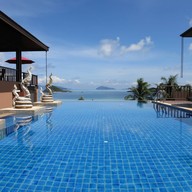 ไอแลนดารีสอร์ทโฮเทล