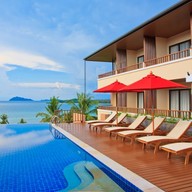 ไอแลนดารีสอร์ทโฮเทล