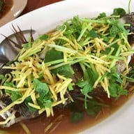 ร้านอาหารชาวเขื่อน