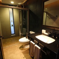 Niramaya Villa & Wellness