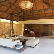 ไอแลนดารีสอร์ทโฮเทล