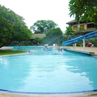 Muaklek Paradise Resort