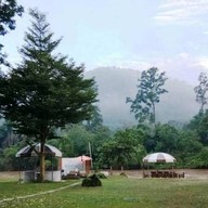 บ้านวิวน้ำ แค้มปิ้ง แอนด์ รีสอร์ท