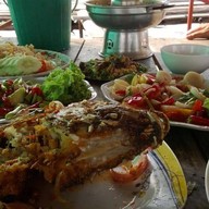 เมนูของร้าน น้องแนน ปลาเผา