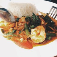 กระ-เพรา-กรอบ