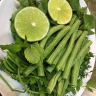 ข้าวปุ้น ตลาดเช้า