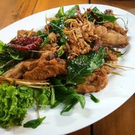ซุ้มแซ่บ