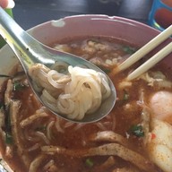ก๋วยจั๊บญวนเส้นสด เมืองอุบลฯ