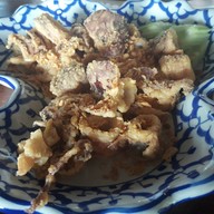 เมนูของร้าน ครัวหลังสวน ตำ-ยำแซ่บ บ้านโป่ง