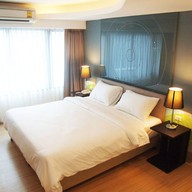 โรงแรม แกรนด์ ทาวเวอร์ อินน์ (สาทร)